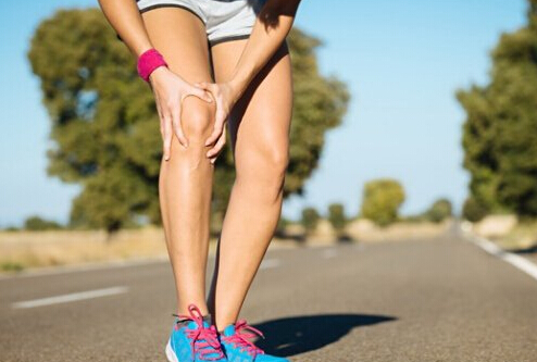 跑步时膝盖受伤怎么办？